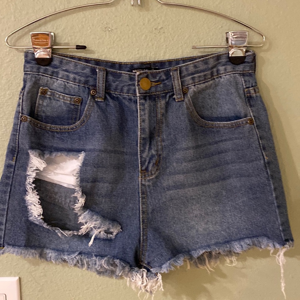Nasty Gal Distressed Shorts Size 6